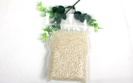 真空包裝袋在生產(chǎn)過(guò)程中有為什么會(huì)有麻點(diǎn)現(xiàn)象，該怎么解決？